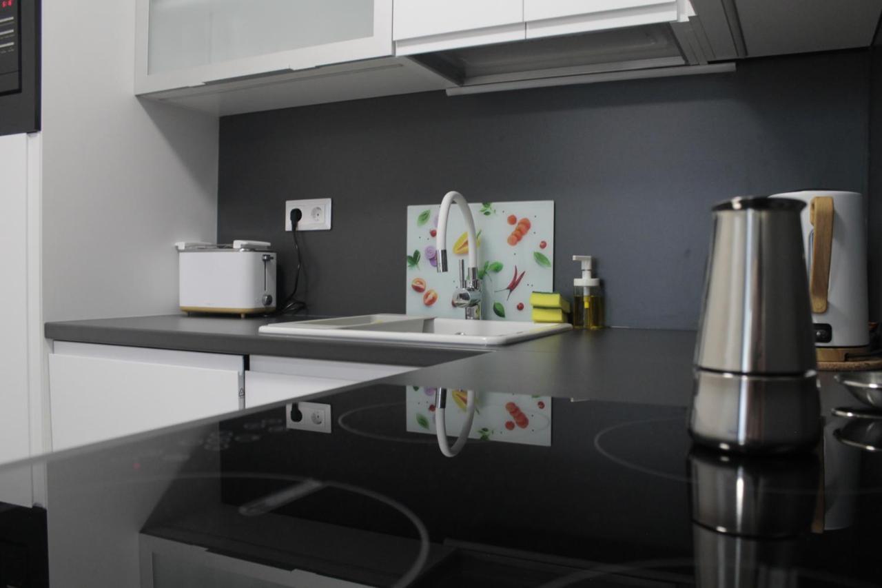 Vizparti Apartman Siofok Luaran gambar