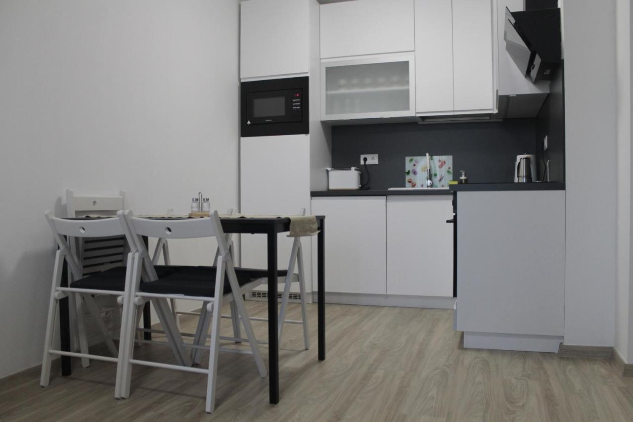 Vizparti Apartman Siofok Luaran gambar