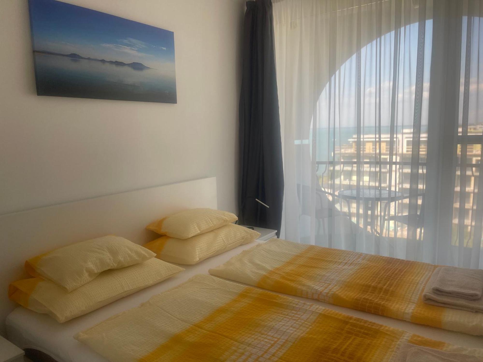 Vizparti Apartman Siofok Luaran gambar